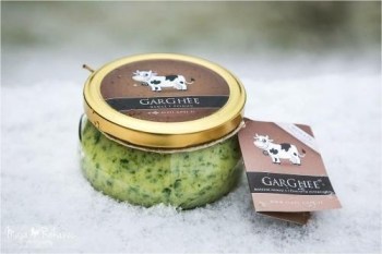 GarGhee spread is generated from the Golden Ghee's home chopped garlic and parsley.